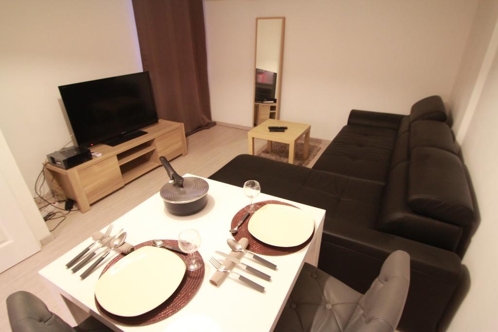 Appartement Urban 5 Nisa Exterior foto